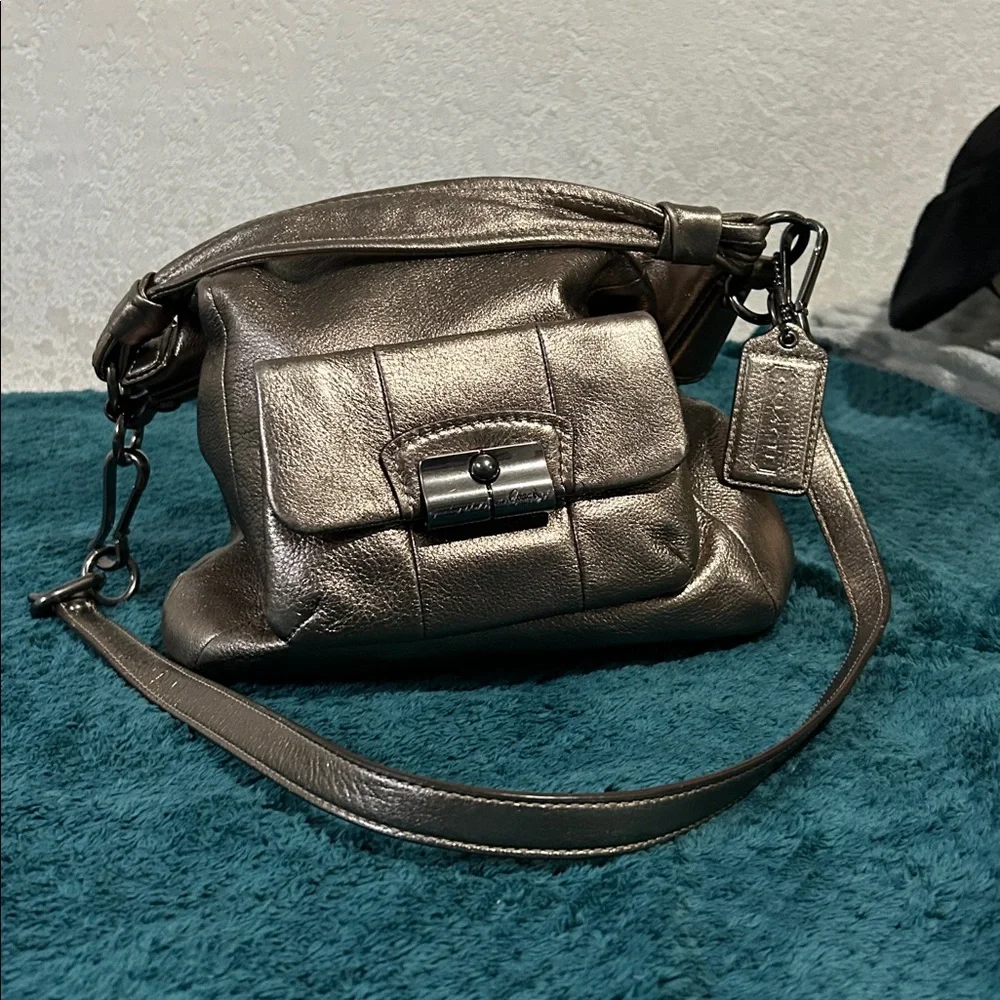 Coach Metallic Silver Leather Clutch - Picture 10 of 11